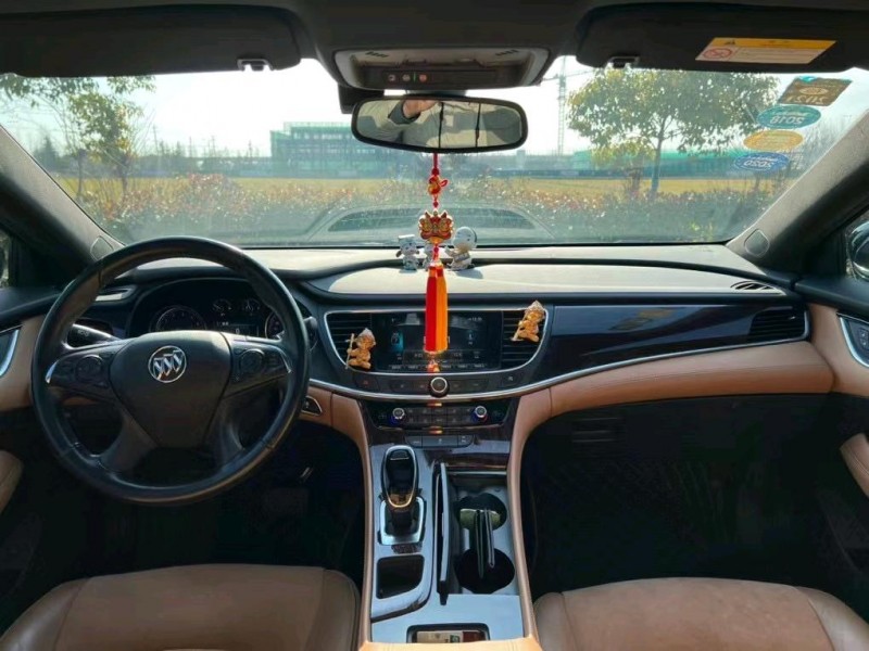 盐城17年别克君越2