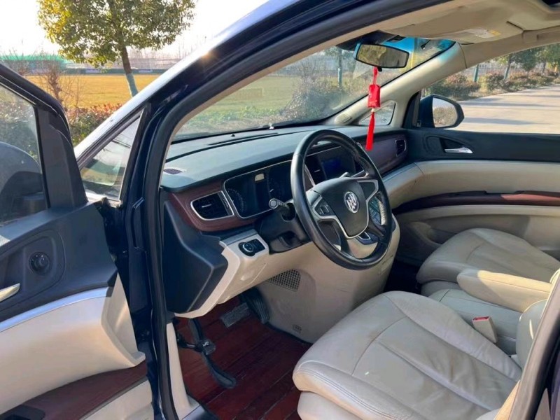 盐城16年别克GL88