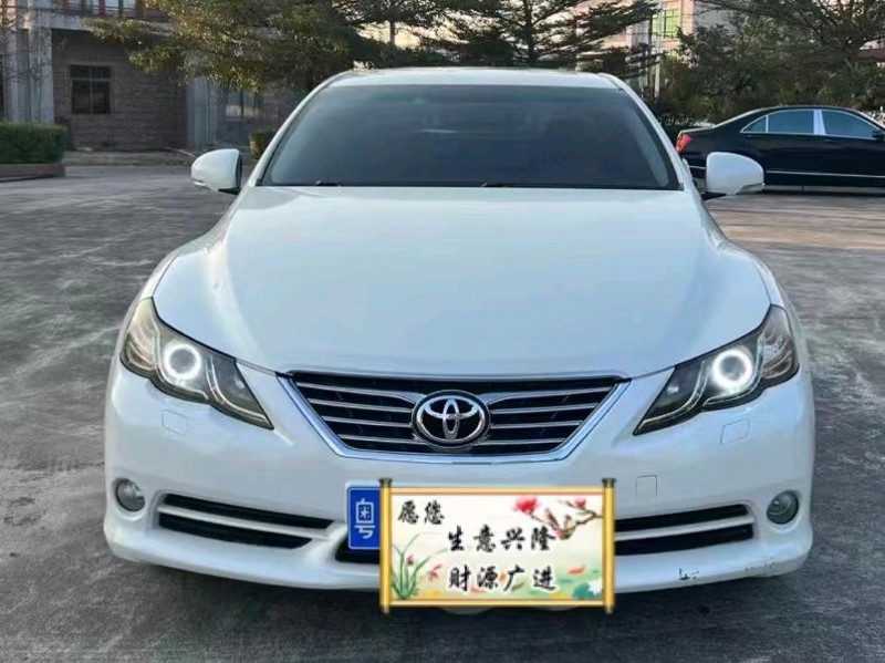 北京13年丰田锐志1