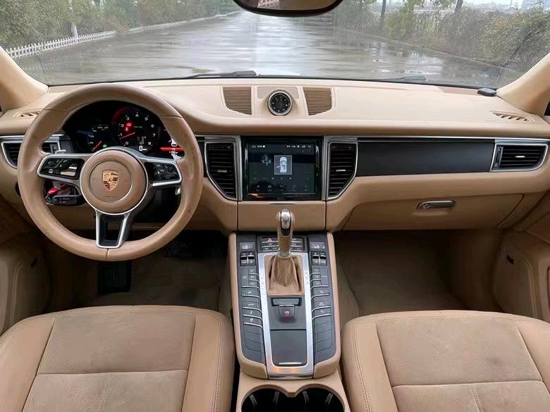 盐城15年保时捷Macan7