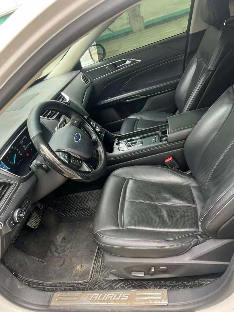 珠海16年福特金牛座3