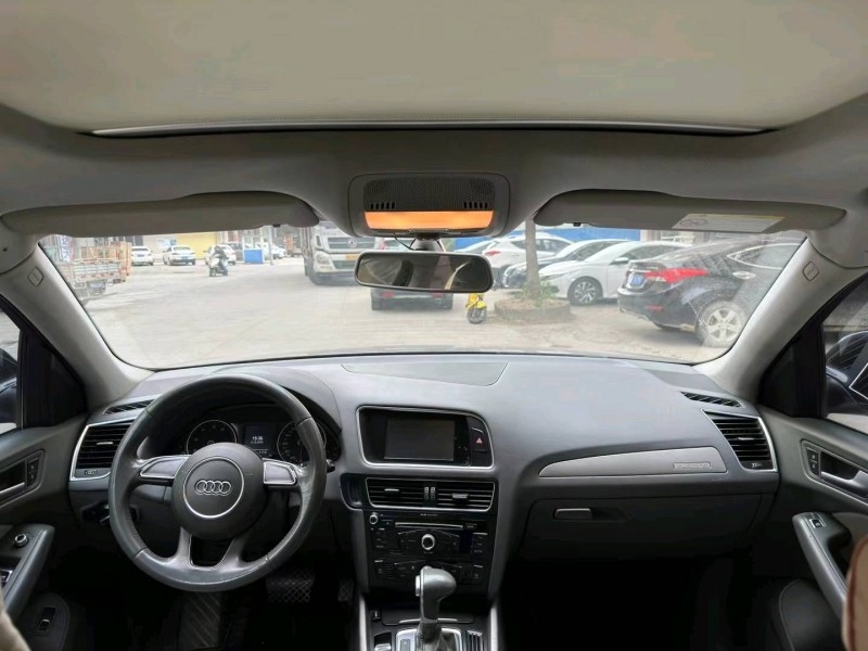 北京14年奥迪Q59