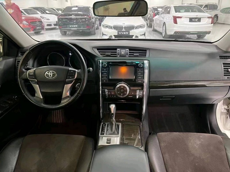 廊坊15年丰田锐志6