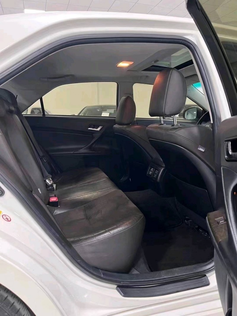 廊坊15年丰田锐志5