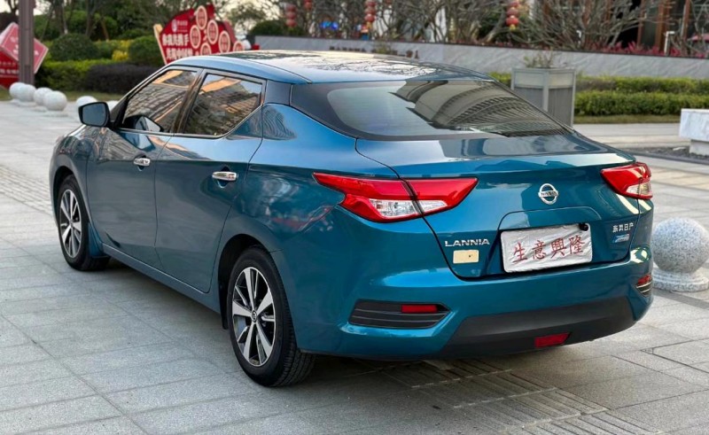 北京18年日产蓝鸟9