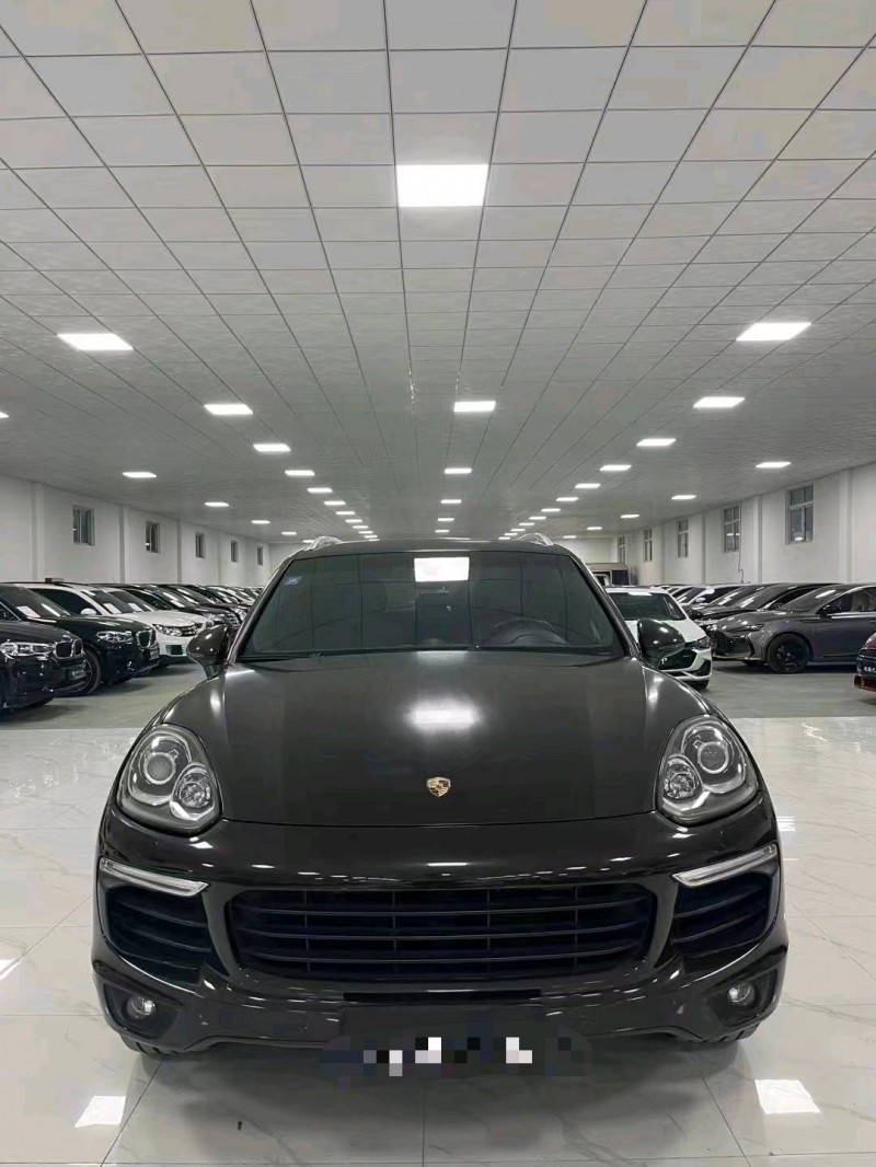 廊坊18年保时捷卡宴6