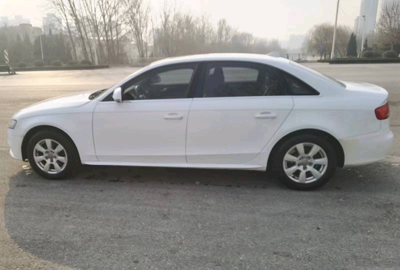 济南12年奥迪A4L5