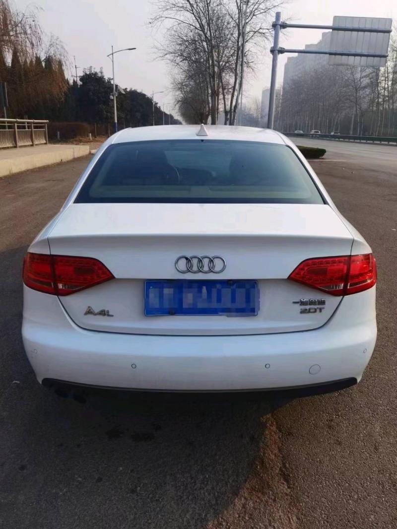 济南12年奥迪A4L7