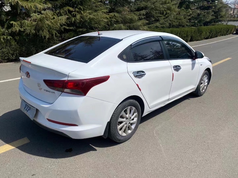 青岛19年现代悦纳6