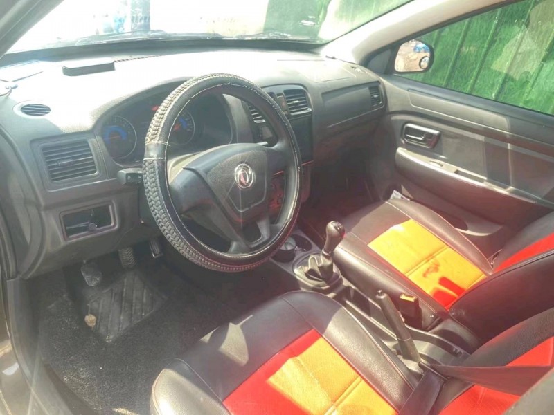 济南18年东风风光4