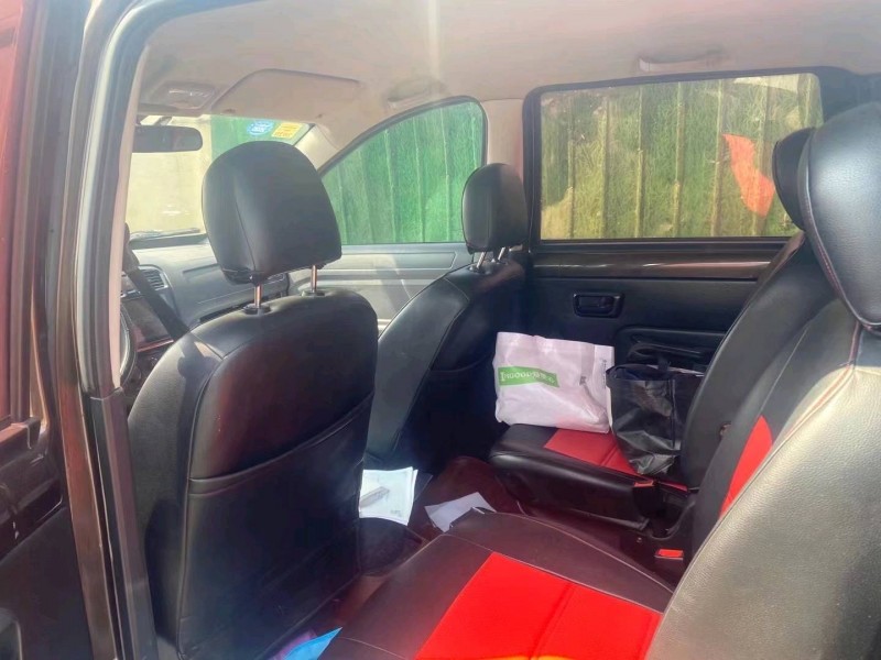 济南18年东风风光5