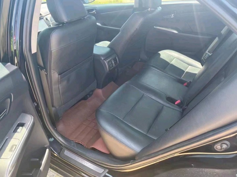 北京15年丰田凯美瑞6