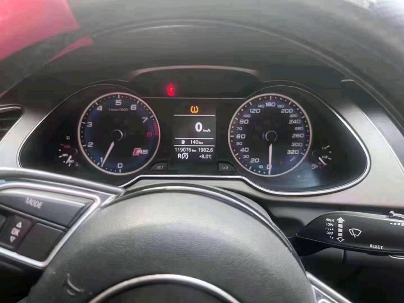 北京13年奥迪A4L6