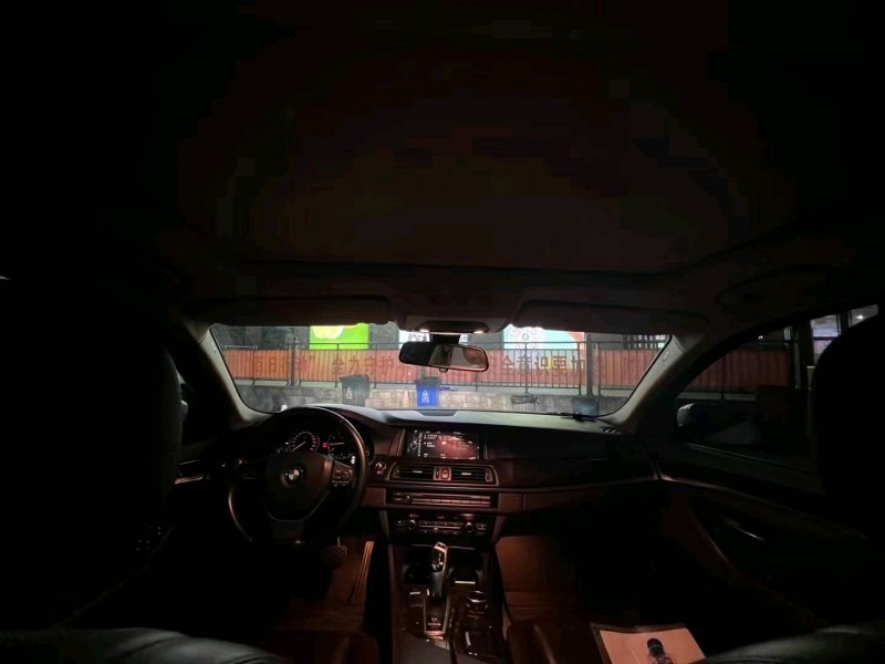 北京13年宝马5系3