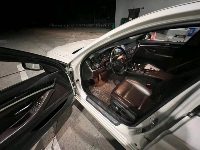 北京13年宝马5系4