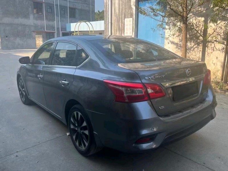 北京17年日产轩逸5