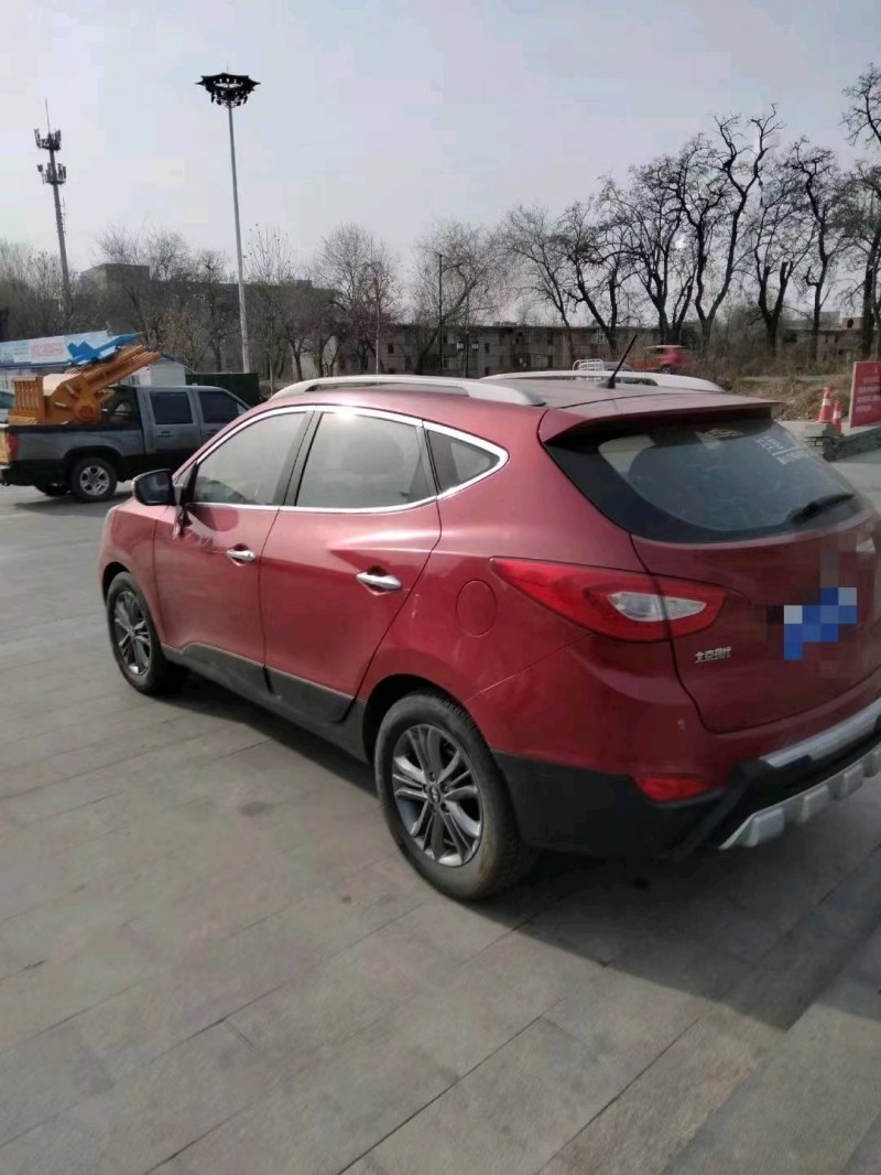 济南13年现代ix353