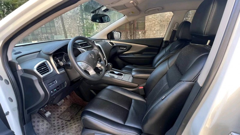 北京17年日产楼兰4