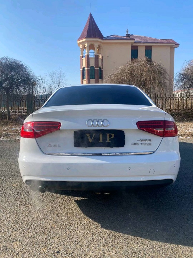沈阳15年奥迪A4L9
