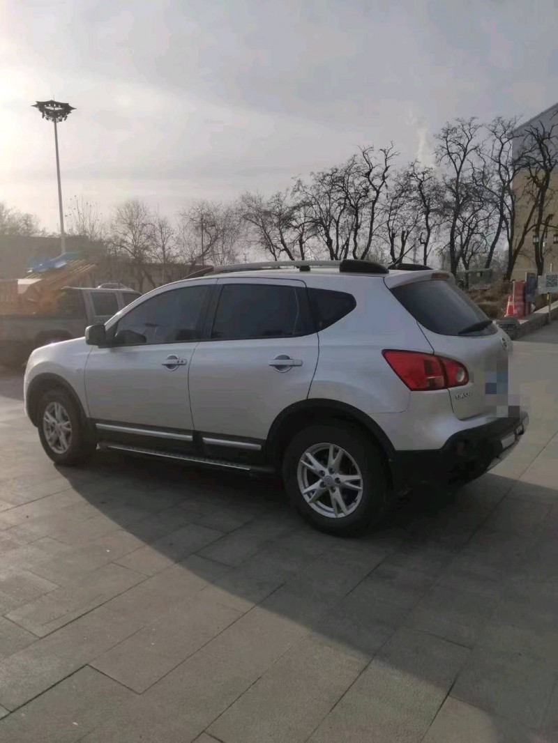 济南11年日产逍客8