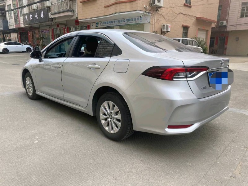 北京21年丰田卡罗拉8