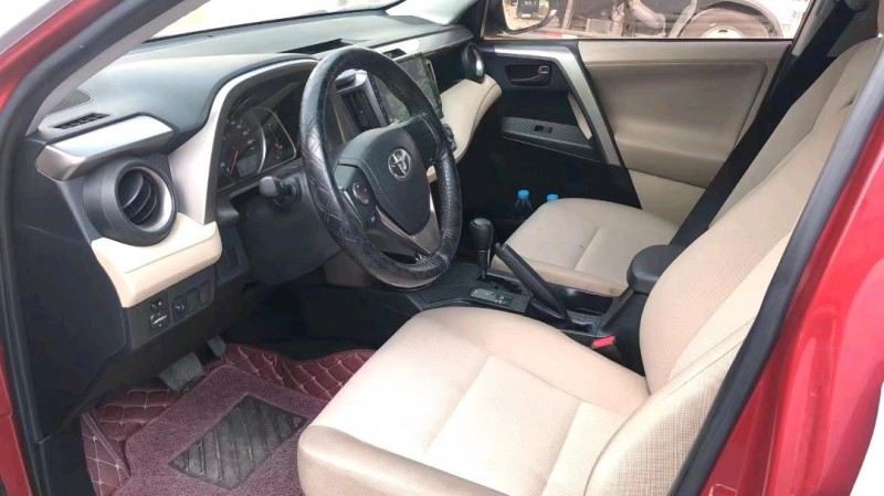 广州15年丰田RAV4荣放4