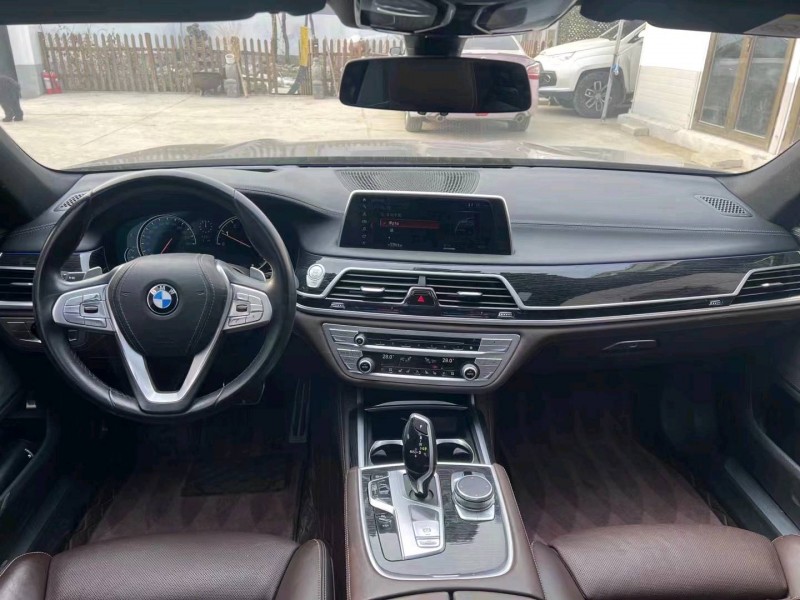 济南18年宝马7系4