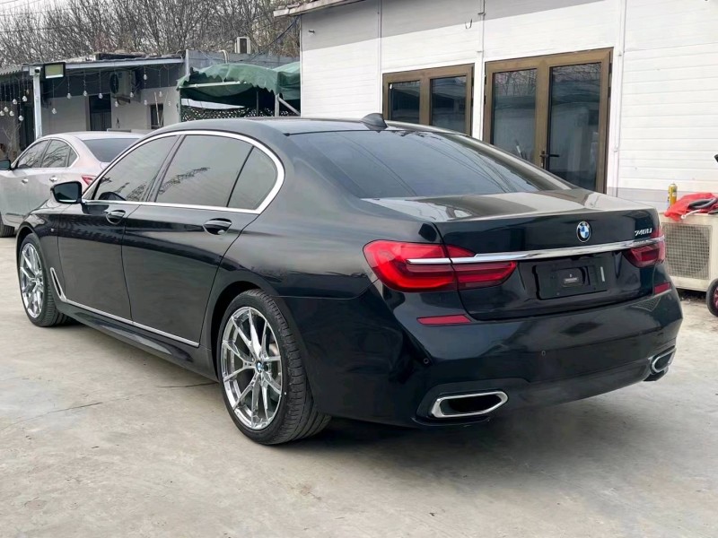 济南18年宝马7系8