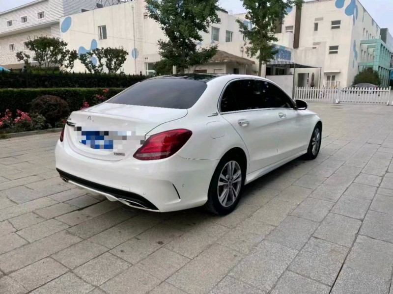 济南18年奔驰C7