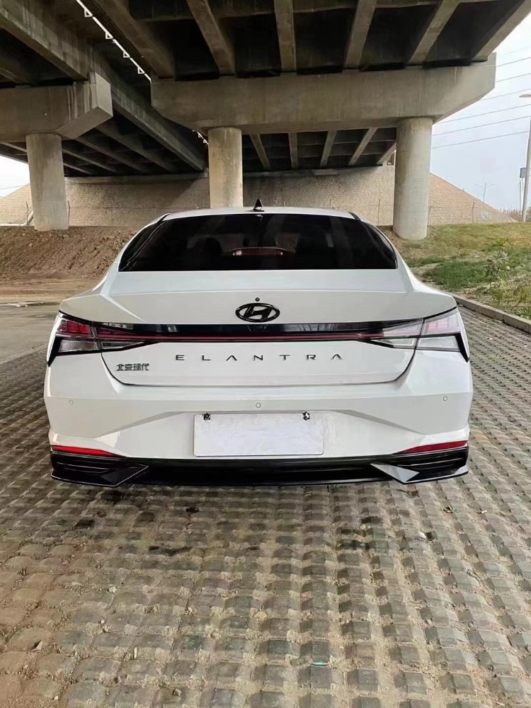 青岛21年现代伊兰特7