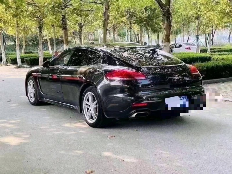 聊城14年保时捷帕拉梅拉7