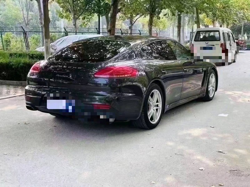 聊城14年保时捷帕拉梅拉8