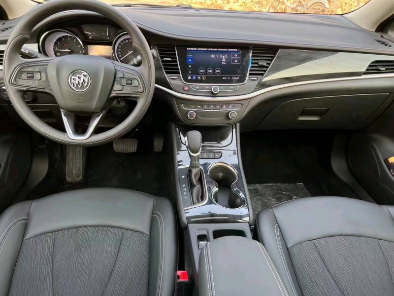 邯郸22年别克威朗8