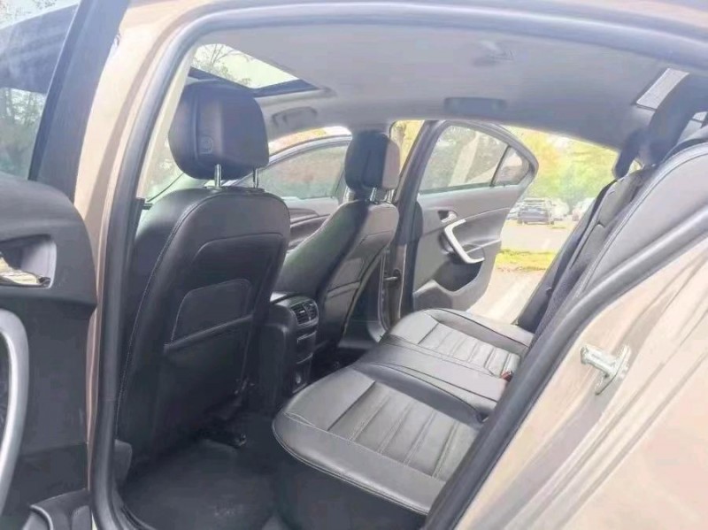 枣庄14年别克君威9