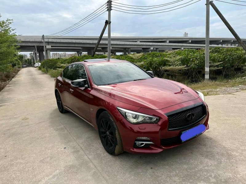 中山17年英菲尼迪Q50L8