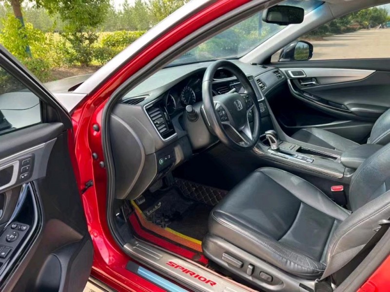 盐城15年本田思铂睿8