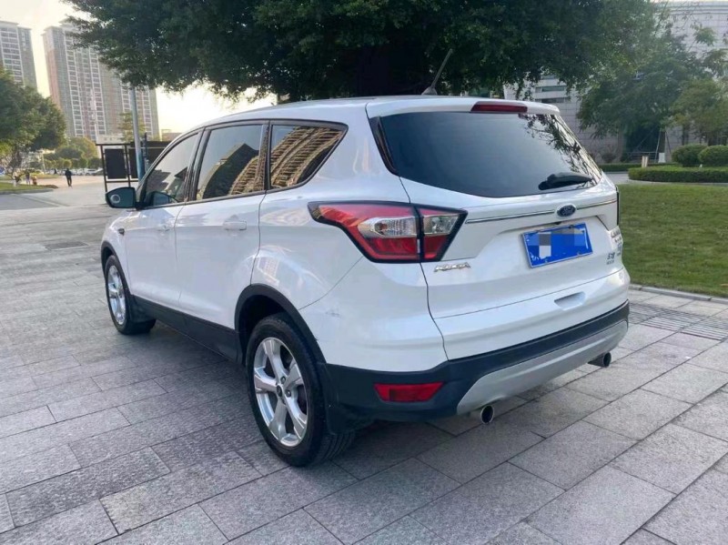 珠海18年福特翼虎5