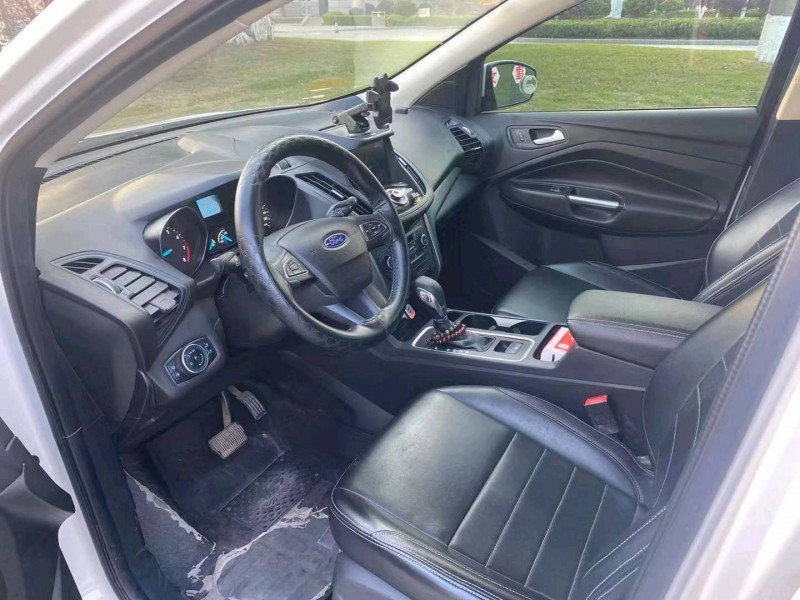 珠海18年福特翼虎6