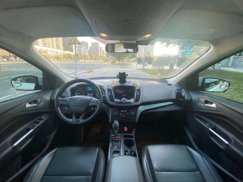 珠海18年福特翼虎9