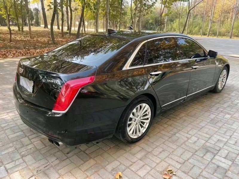 东营17年凯迪拉克CT62