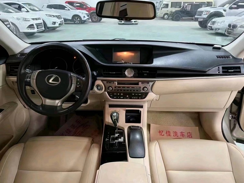 廊坊13年雷克萨斯ES6