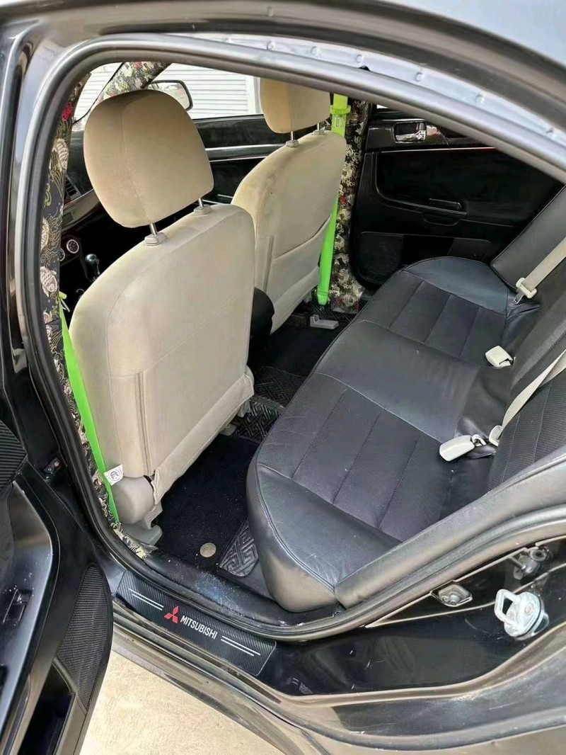 济南14年三菱翼神6