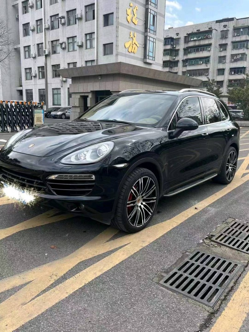 常州14年保时捷卡宴2