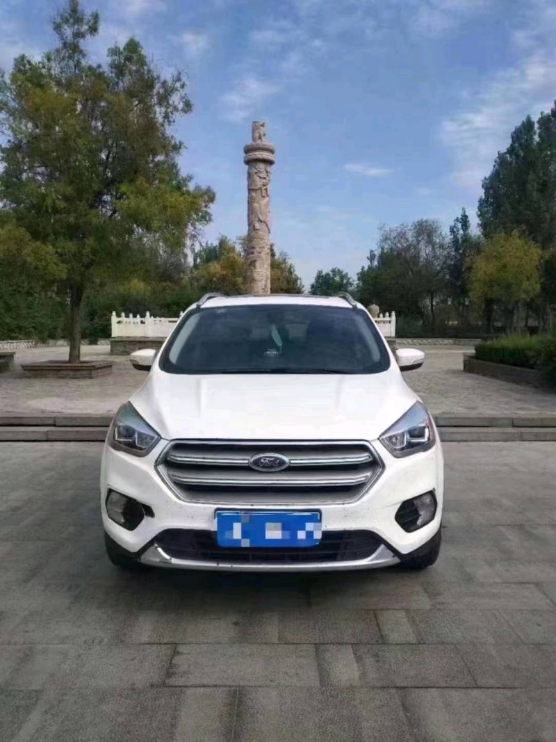 枣庄17年福特翼虎8