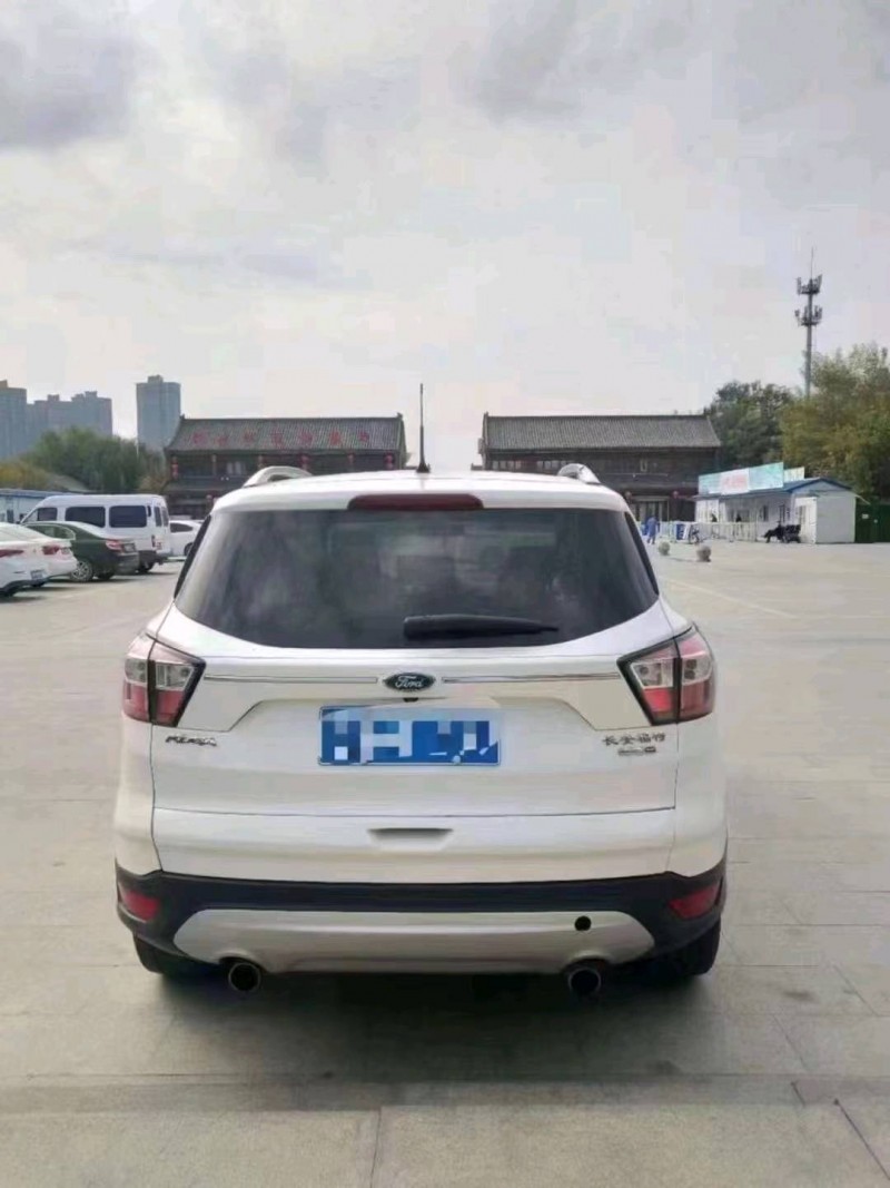 枣庄17年福特翼虎7