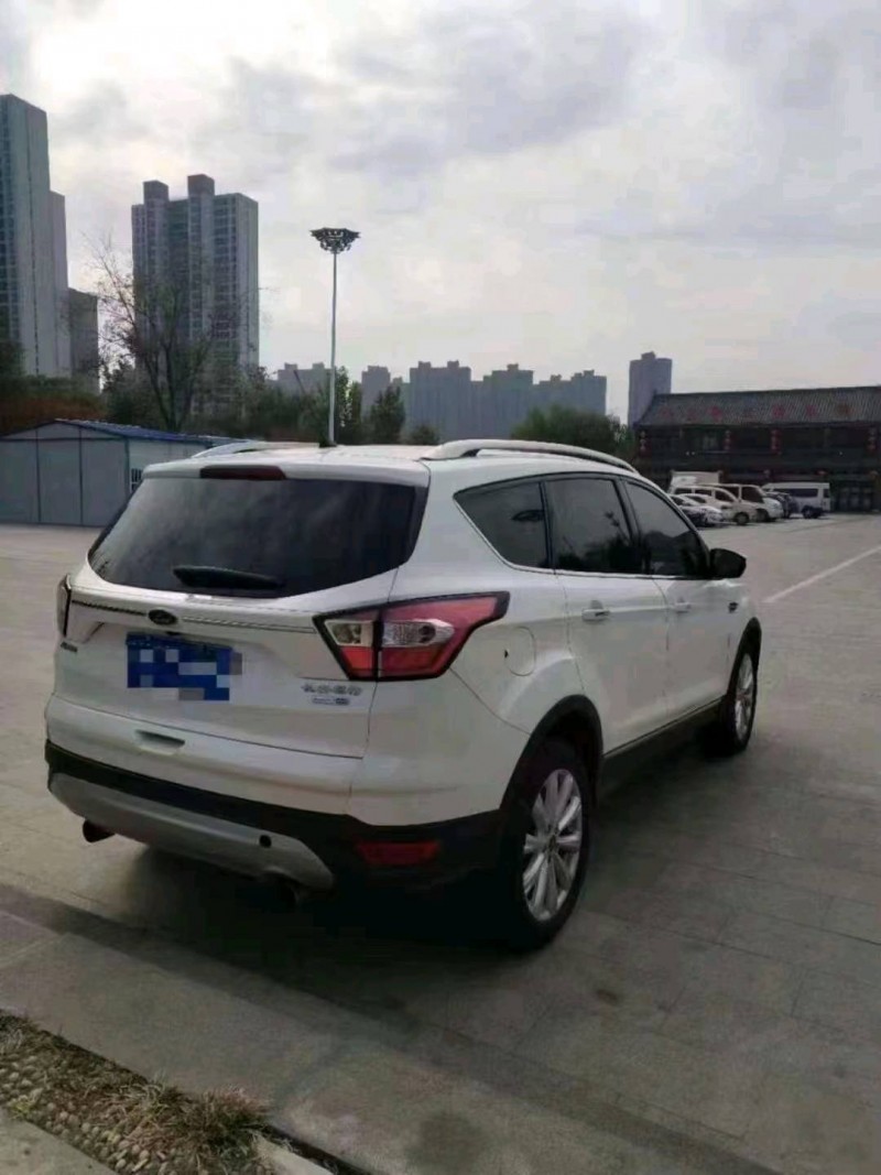 枣庄17年福特翼虎4