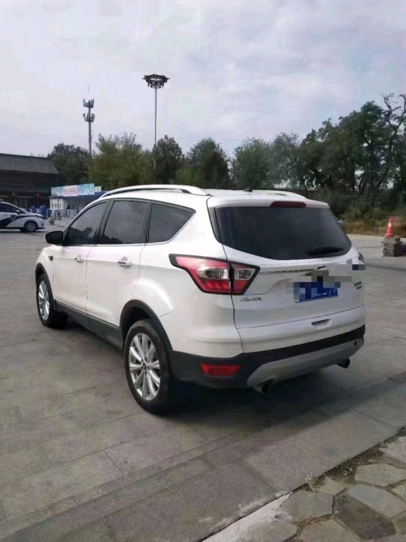 枣庄17年福特翼虎2