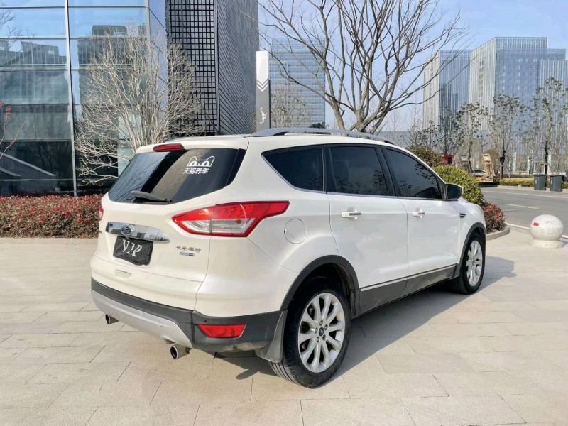 苏州15年福特翼虎4