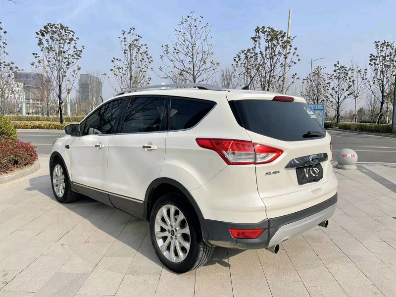 苏州15年福特翼虎7