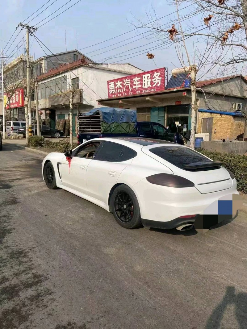 枣庄12年保时捷帕拉梅拉3